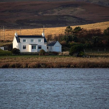 Villa Lochside Staffin Exterior foto