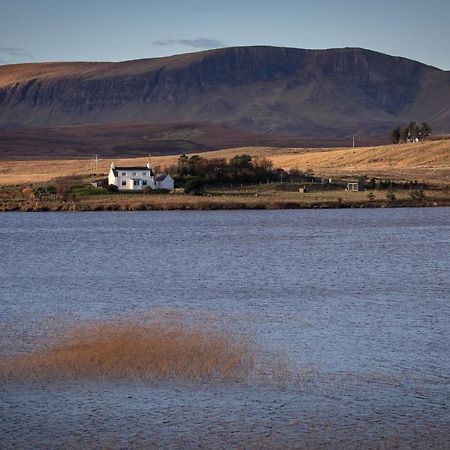 Villa Lochside Staffin Exterior foto