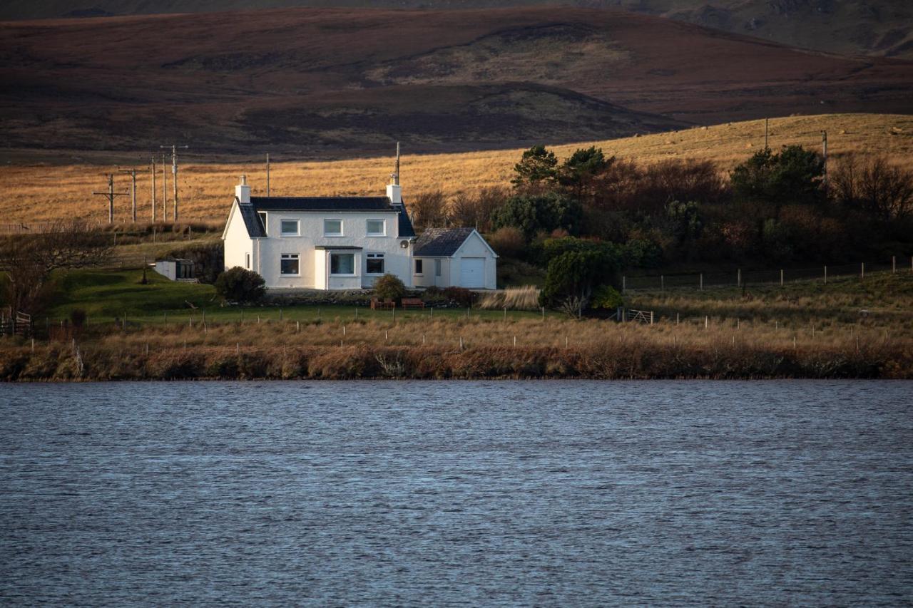 Villa Lochside Staffin Exterior foto